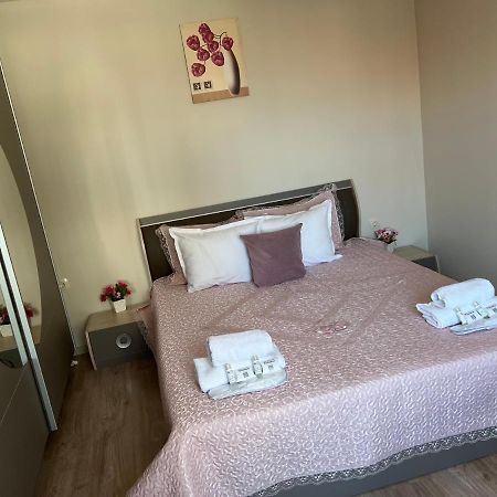 Guest House Tatiana /Къща За Гости Татяна Petrich  Ngoại thất bức ảnh